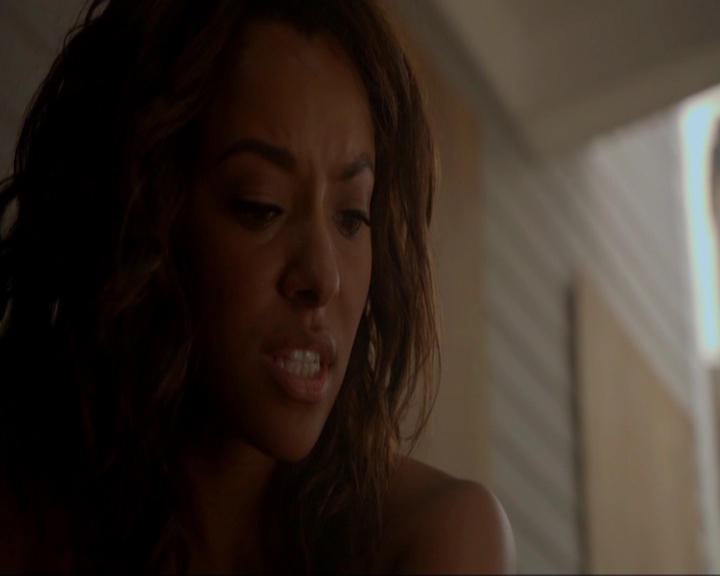 VampireDiariesWorld-dot-nl_7x02NeverLetMeGo1479.jpg