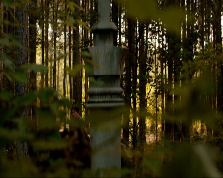VampireDiariesWorld-dot-nl_7x02NeverLetMeGo1535.jpg