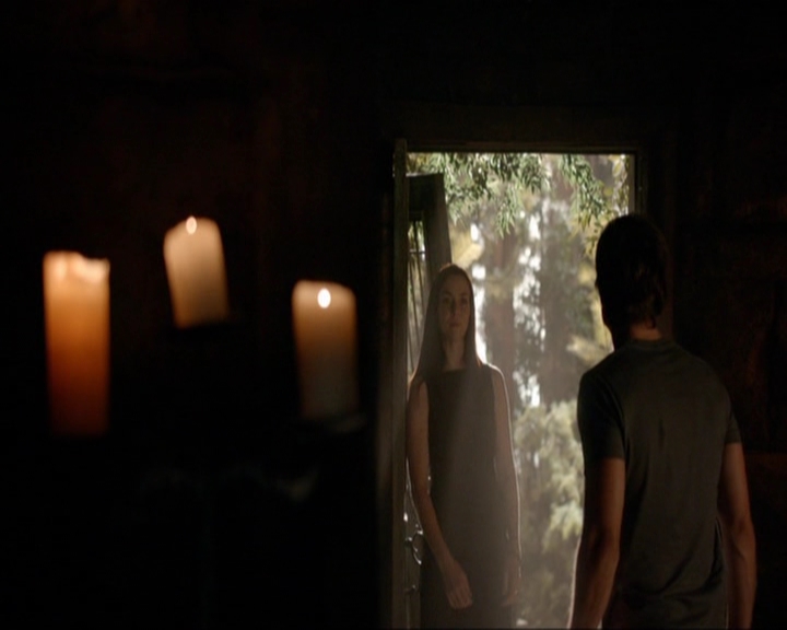 VampireDiariesWorld-dot-nl_7x02NeverLetMeGo1571.jpg