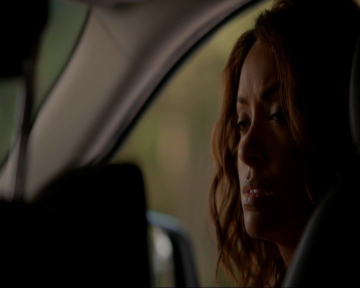 VampireDiariesWorld-dot-nl_7x02NeverLetMeGo1809.jpg