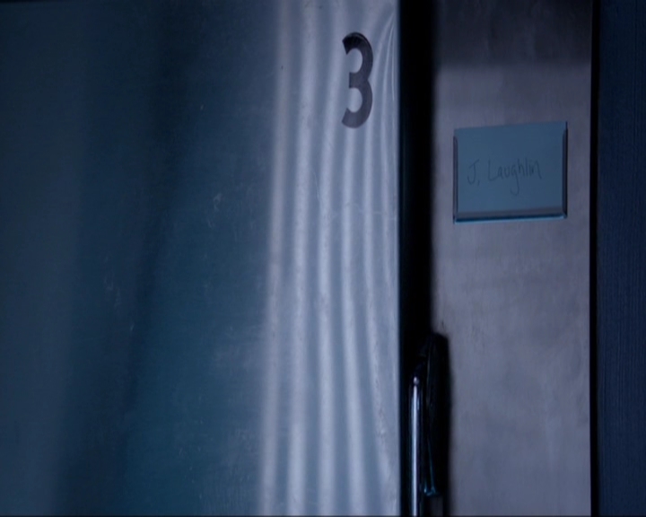 VampireDiariesWorld-dot-nl_7x02NeverLetMeGo2007.jpg