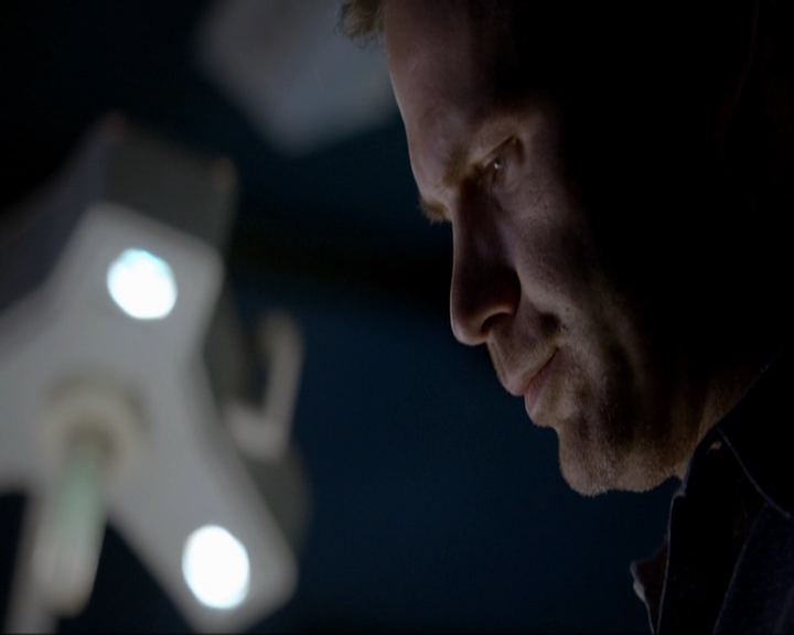 VampireDiariesWorld-dot-nl_7x02NeverLetMeGo2030.jpg