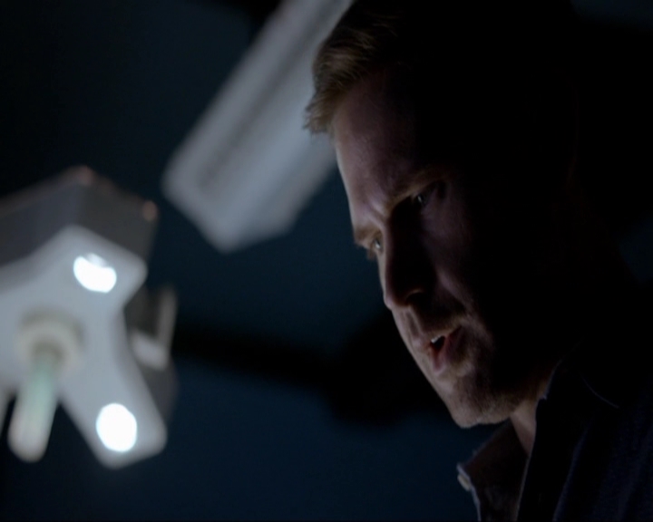 VampireDiariesWorld-dot-nl_7x02NeverLetMeGo2037.jpg
