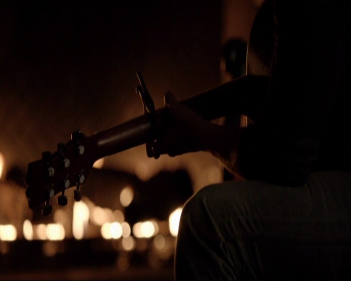 VampireDiariesWorld-dot-nl_7x02NeverLetMeGo2050.jpg