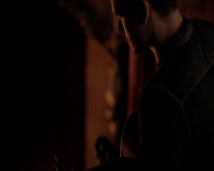 VampireDiariesWorld-dot-nl_7x02NeverLetMeGo2052.jpg