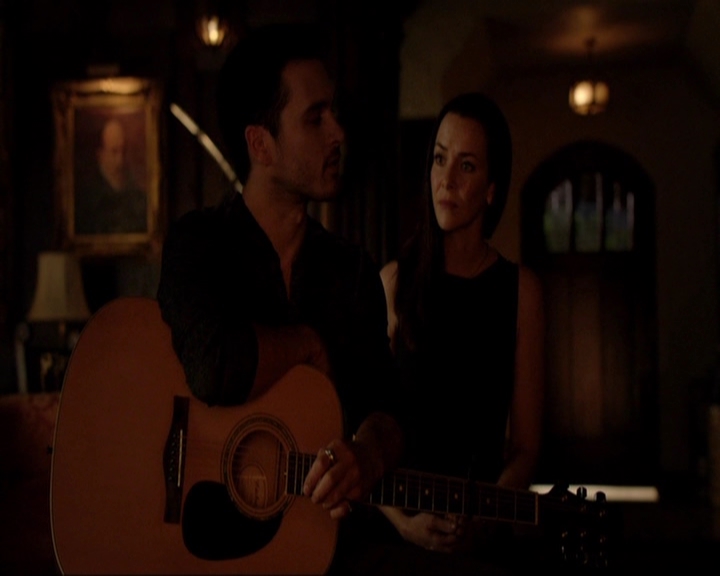 VampireDiariesWorld-dot-nl_7x02NeverLetMeGo2118.jpg