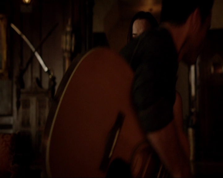 VampireDiariesWorld-dot-nl_7x02NeverLetMeGo2147.jpg