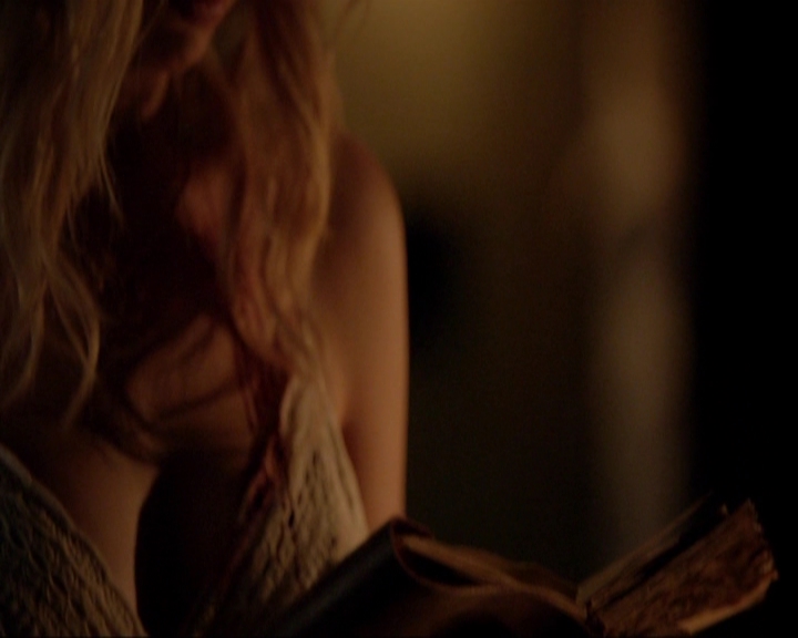 VampireDiariesWorld-dot-nl_7x02NeverLetMeGo2221.jpg
