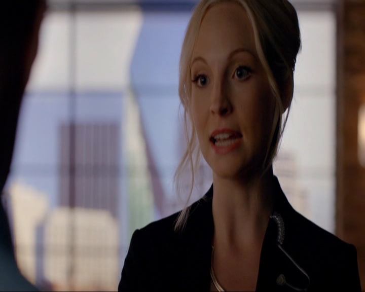 VampireDiariesWorld-dot-nl_7x02NeverLetMeGo2250.jpg