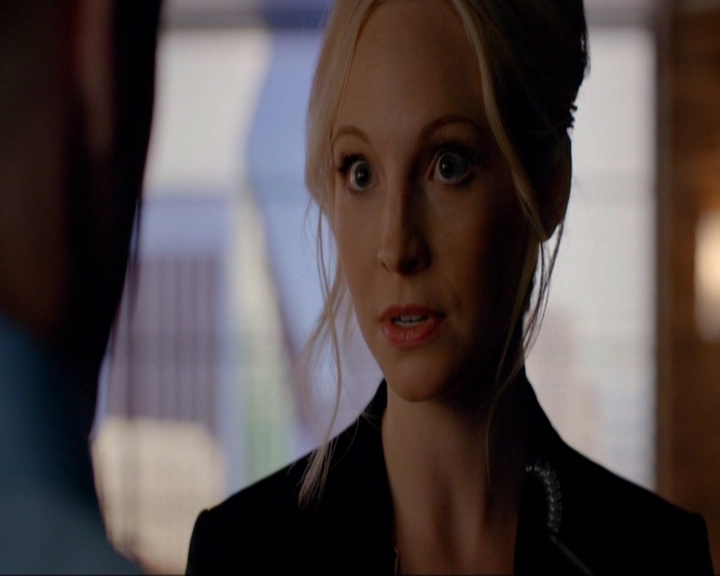 VampireDiariesWorld-dot-nl_7x02NeverLetMeGo2253.jpg
