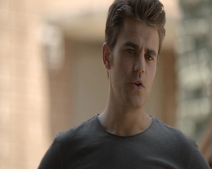 VampireDiariesWorld-dot-nl_7x03AgeOfInnocence-deletedscenes0075.jpg