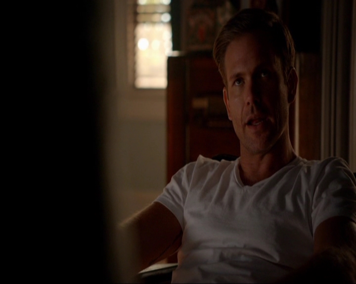 VampireDiariesWorld-dot-nl_7x03AgeOfInnocence0126.jpg