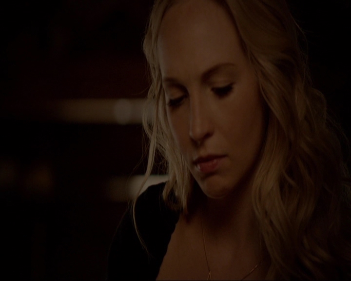 VampireDiariesWorld-dot-nl_7x03AgeOfInnocence0188.jpg