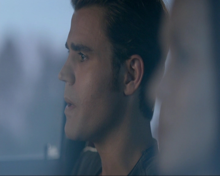 VampireDiariesWorld-dot-nl_7x03AgeOfInnocence0956.jpg