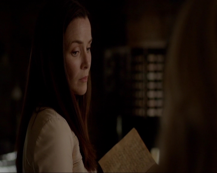 VampireDiariesWorld-dot-nl_7x03AgeOfInnocence1740.jpg
