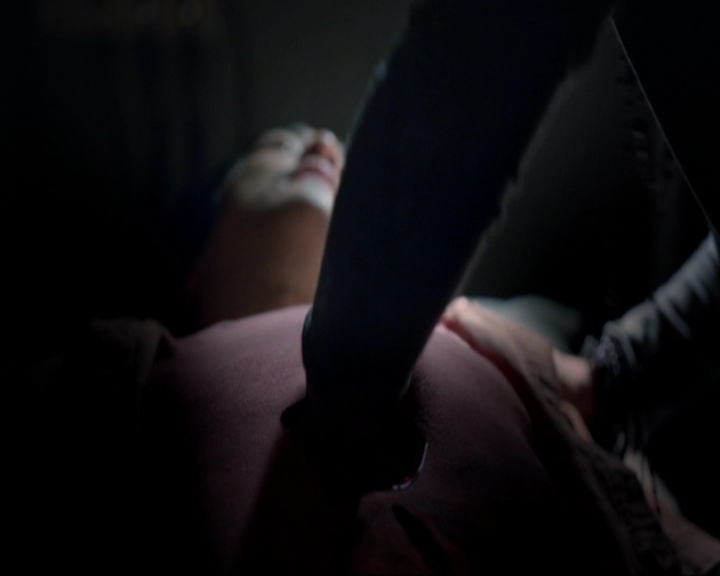 VampireDiariesWorld-dot-nl_7x03AgeOfInnocence2261.jpg