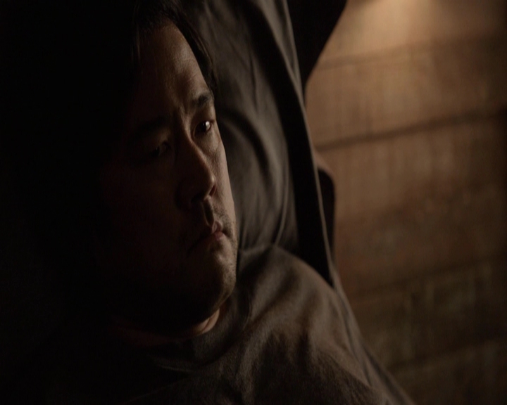 VampireDiariesWorld-dot-nl_7x04ICarryYourHeartWithMe-deletedscenes0026.jpg