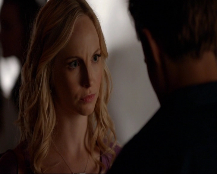 VampireDiariesWorld-dot-nl_7x04ICarryYourHeartWithMe0818.jpg