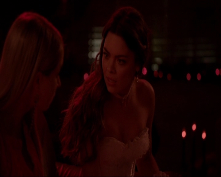 VampireDiariesWorld-dot-nl_7x04ICarryYourHeartWithMe1966.jpg