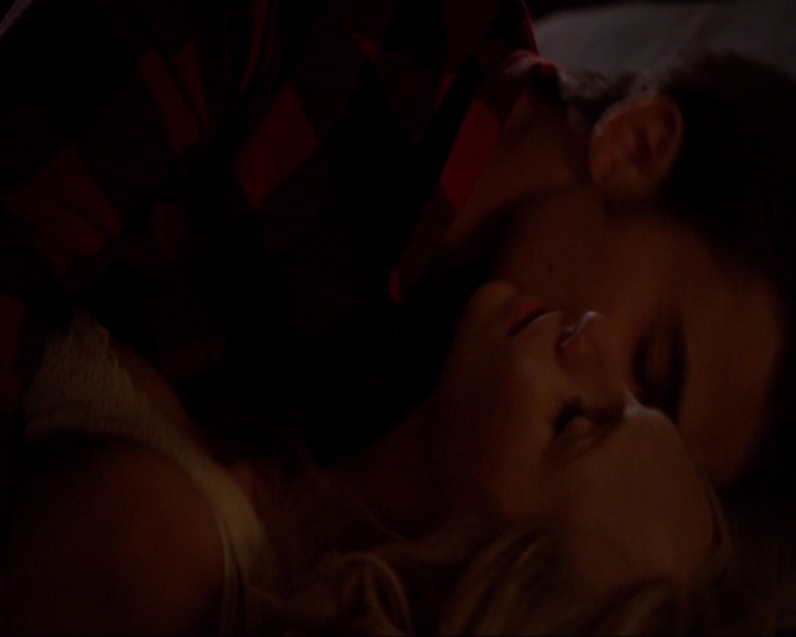 VampireDiariesWorld-dot-nl_7x04ICarryYourHeartWithMe2079.jpg