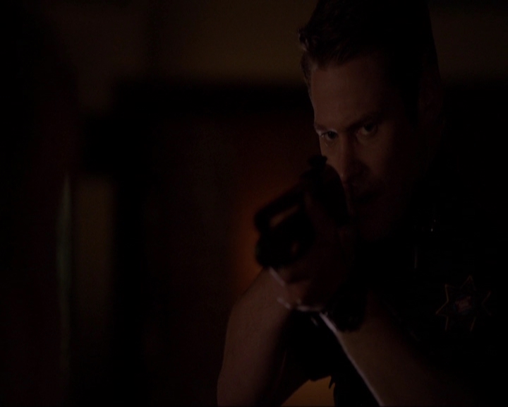 VampireDiariesWorld-dot-nl_7x04ICarryYourHeartWithMe2105.jpg