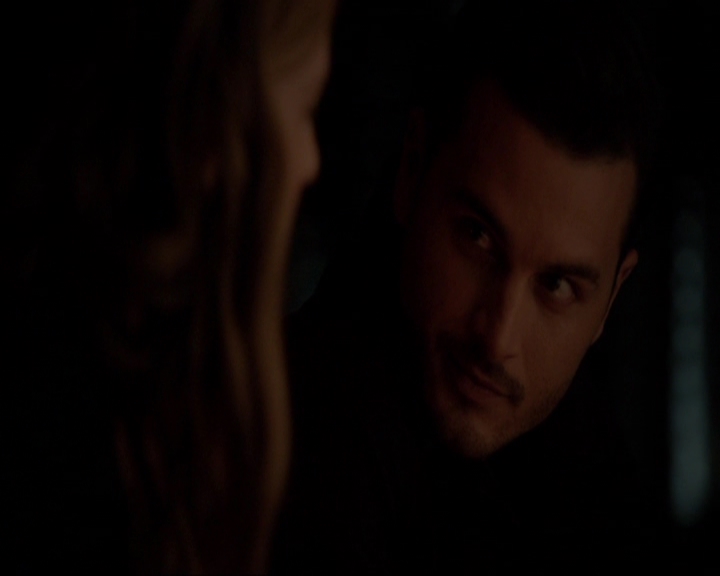 VampireDiariesWorld-dot-nl_7x04ICarryYourHeartWithMe2158.jpg