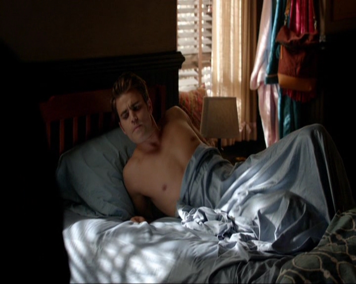 VampireDiariesWorld-dot-nl_7x05LiveThroughThis0244.jpg