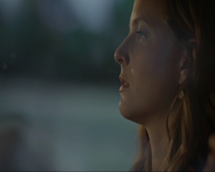 VampireDiariesWorld-dot-nl_7x05LiveThroughThis0655.jpg