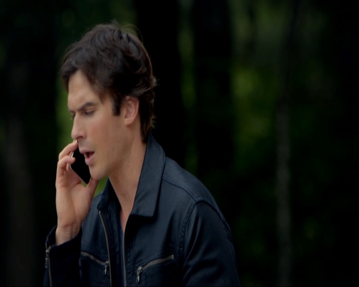 VampireDiariesWorld-dot-nl_7x05LiveThroughThis1071.jpg