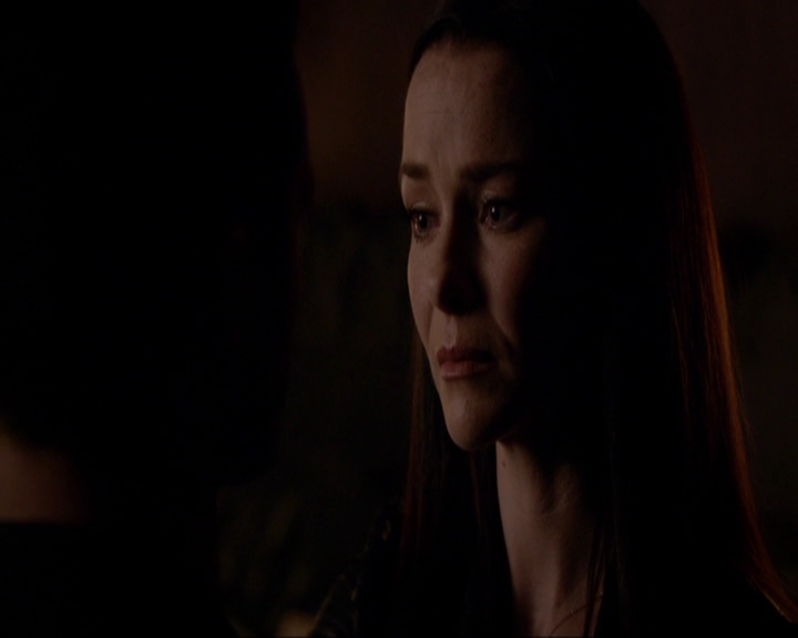 VampireDiariesWorld-dot-nl_7x05LiveThroughThis1782.jpg