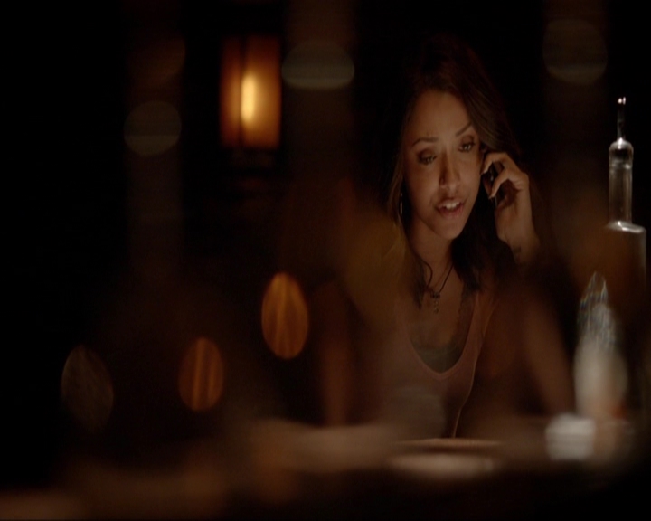 VampireDiariesWorld-dot-nl_7x05LiveThroughThis1853.jpg