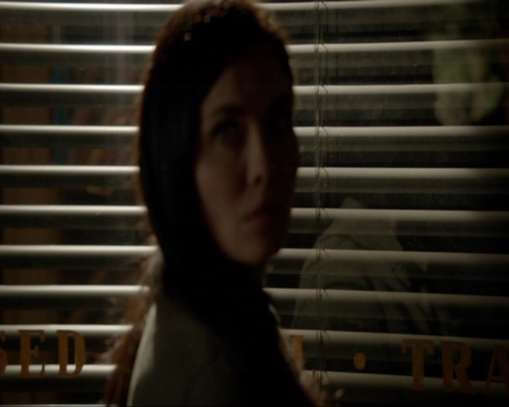 VampireDiariesWorld-dot-nl_7x05LiveThroughThis1867.jpg