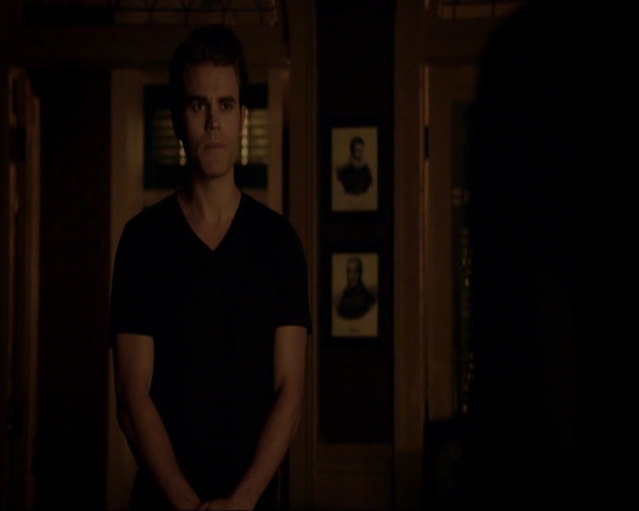 VampireDiariesWorld-dot-nl_7x05LiveThroughThis2000.jpg