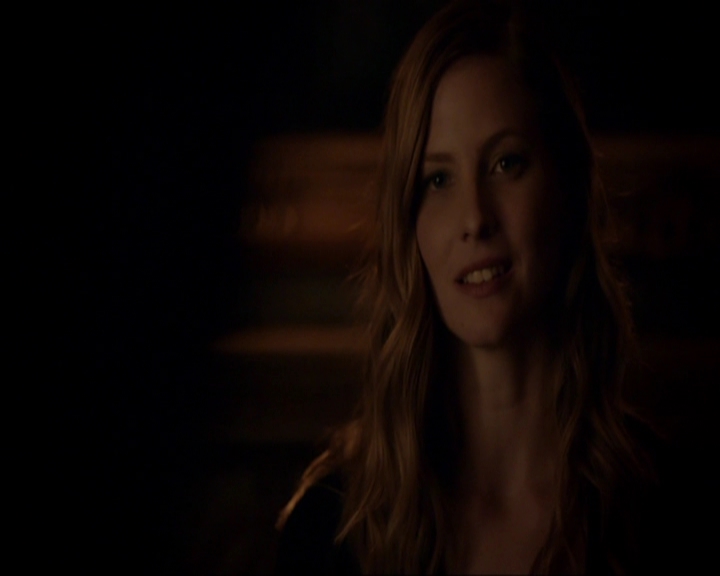 VampireDiariesWorld-dot-nl_7x05LiveThroughThis2038.jpg