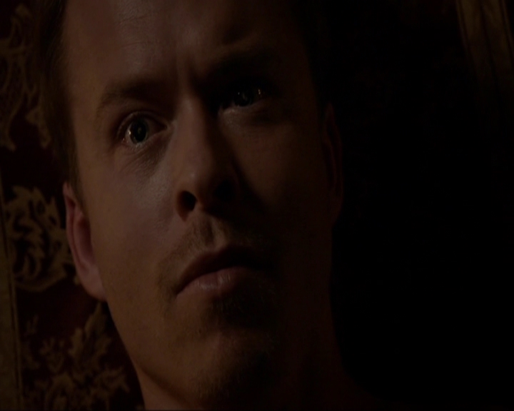 VampireDiariesWorld-dot-nl_7x05LiveThroughThis2164.jpg