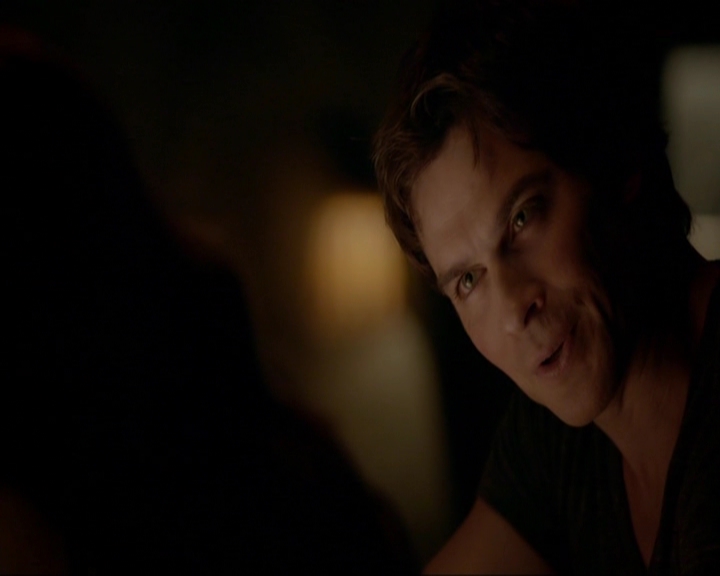 VampireDiariesWorld-dot-nl_7x05LiveThroughThis2206.jpg