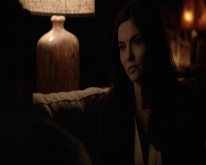 VampireDiariesWorld-dot-nl_7x06BestServedCold-deletedscenes0028.jpg