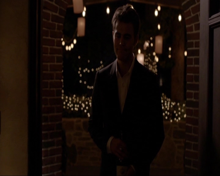 VampireDiariesWorld-dot-nl_7x06BestServedCold0603.jpg