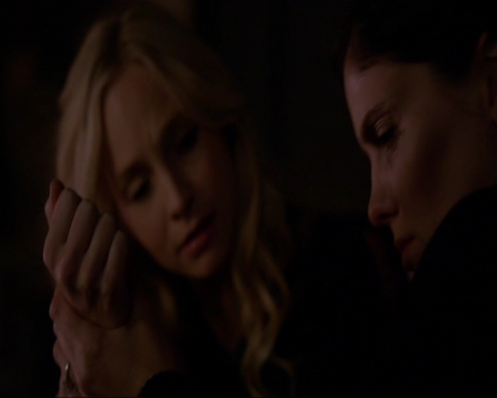 VampireDiariesWorld-dot-nl_7x06BestServedCold1104.jpg