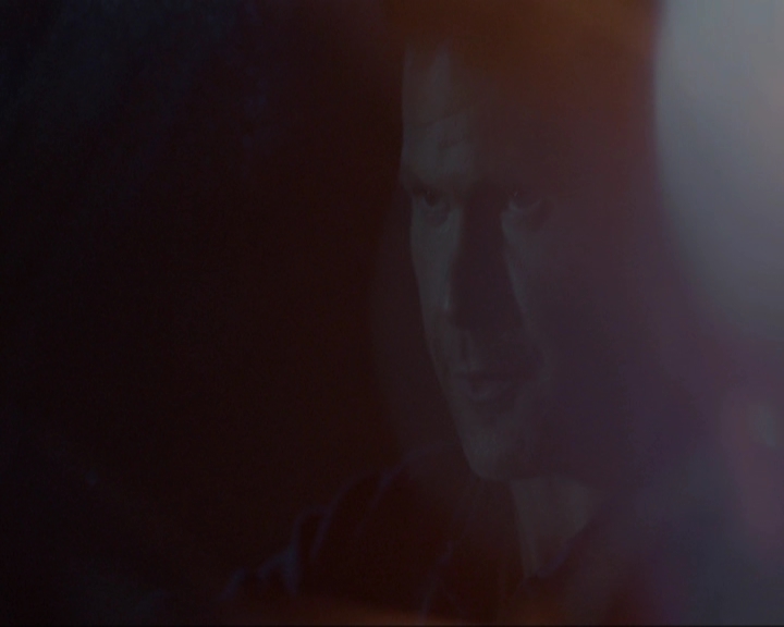 VampireDiariesWorld-dot-nl_7x07MommieDearest0019.jpg