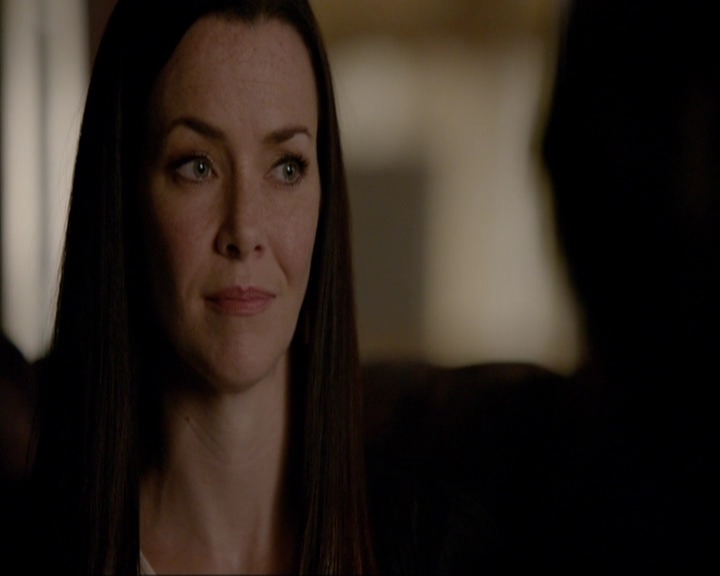 VampireDiariesWorld-dot-nl_7x07MommieDearest0324.jpg