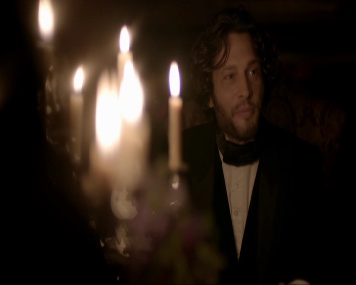 VampireDiariesWorld-dot-nl_7x07MommieDearest0971.jpg