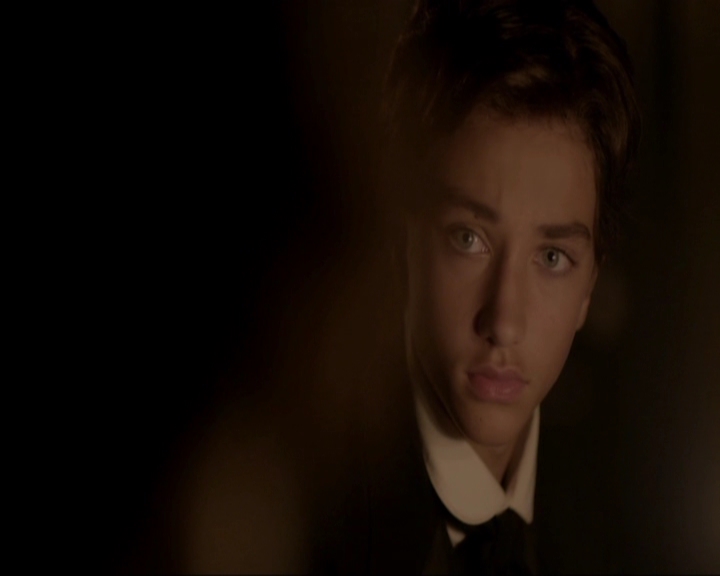 VampireDiariesWorld-dot-nl_7x07MommieDearest0972.jpg