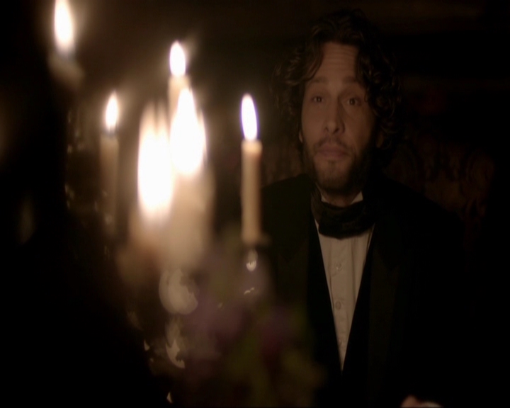 VampireDiariesWorld-dot-nl_7x07MommieDearest0973.jpg