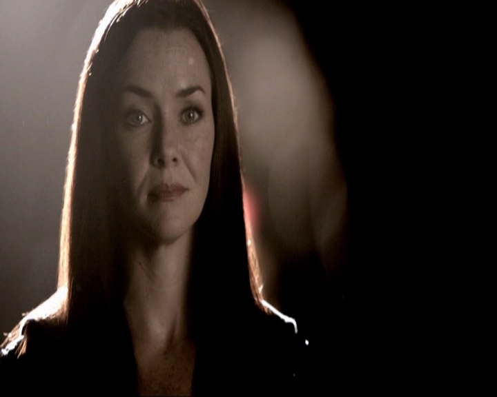 VampireDiariesWorld-dot-nl_7x08HoldMeThrillMeKissMeKillMe0041.jpg