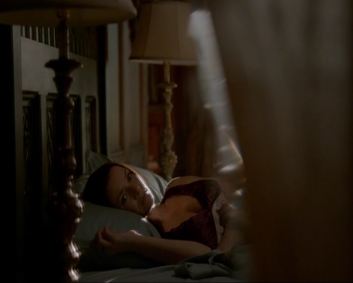 VampireDiariesWorld-dot-nl_7x08HoldMeThrillMeKissMeKillMe0079.jpg