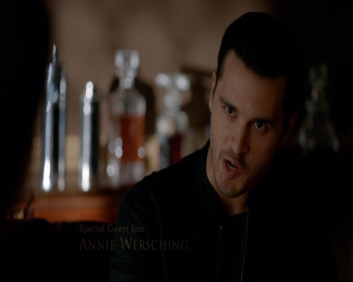 VampireDiariesWorld-dot-nl_7x08HoldMeThrillMeKissMeKillMe0096.jpg