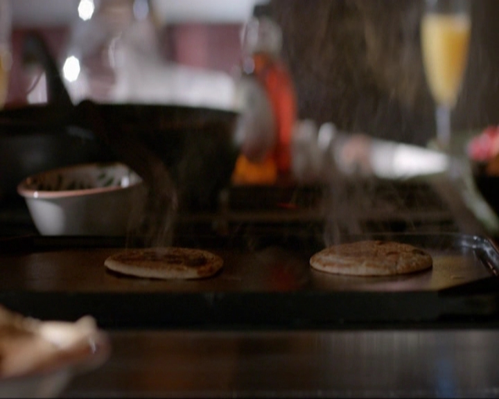VampireDiariesWorld-dot-nl_7x08HoldMeThrillMeKissMeKillMe0099.jpg