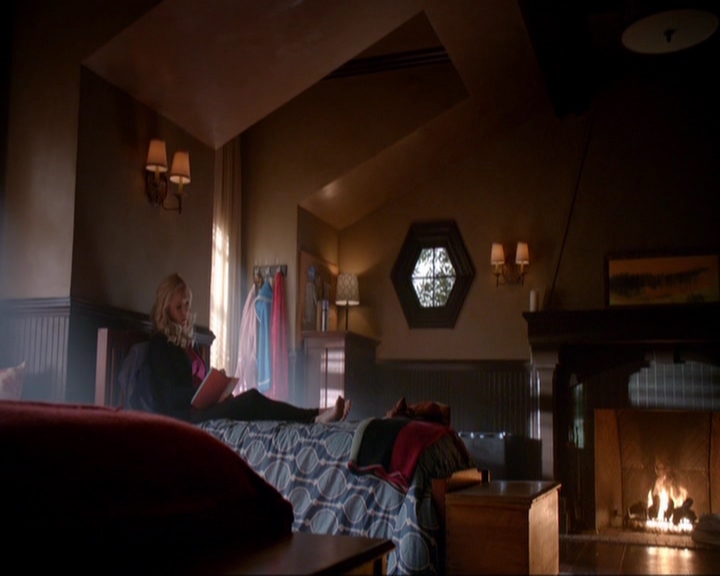 VampireDiariesWorld-dot-nl_7x08HoldMeThrillMeKissMeKillMe0208.jpg