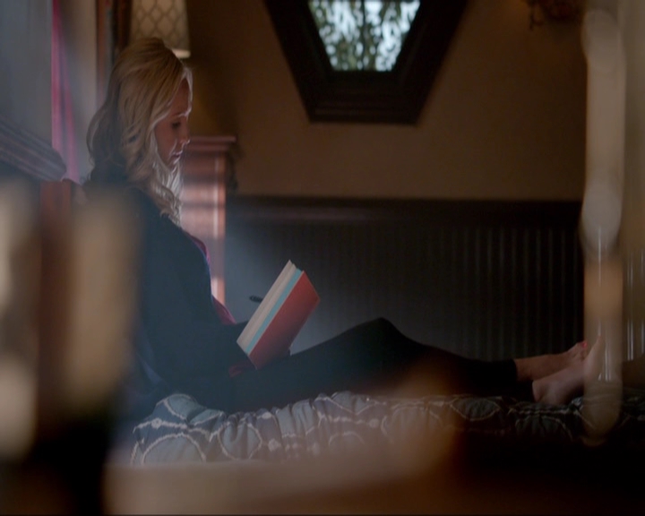 VampireDiariesWorld-dot-nl_7x08HoldMeThrillMeKissMeKillMe0218.jpg